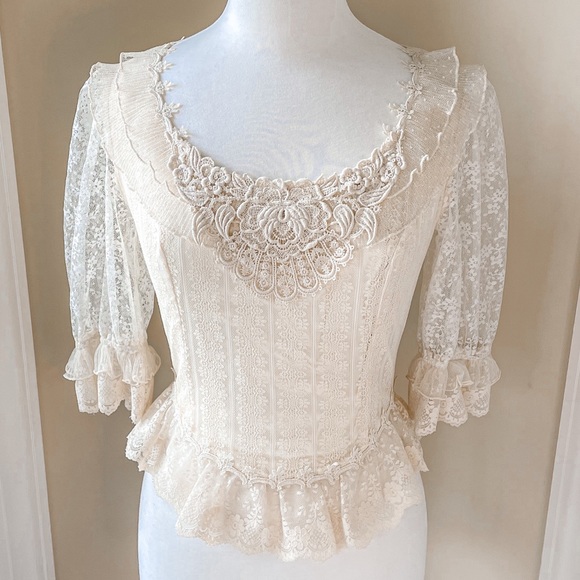 Gunne Sax Tops - Jessica’s Gunnies Vintage Cream Lace Top